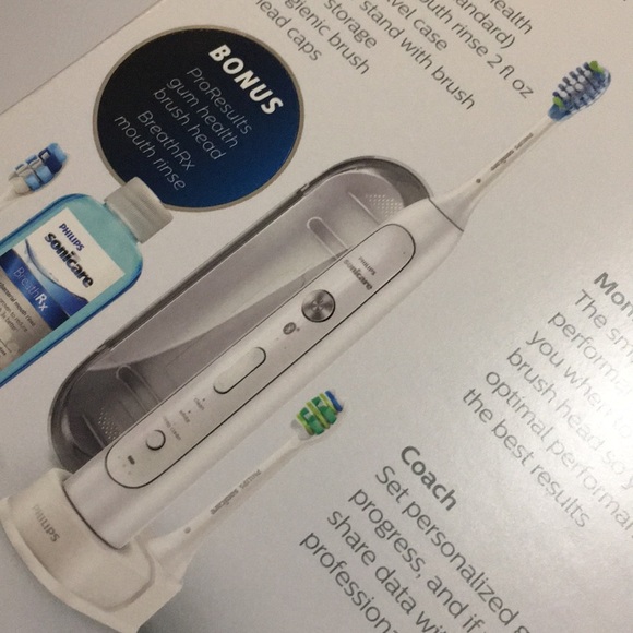 PHILIPS Sonicare Toothbrush - Picture 7 of 8